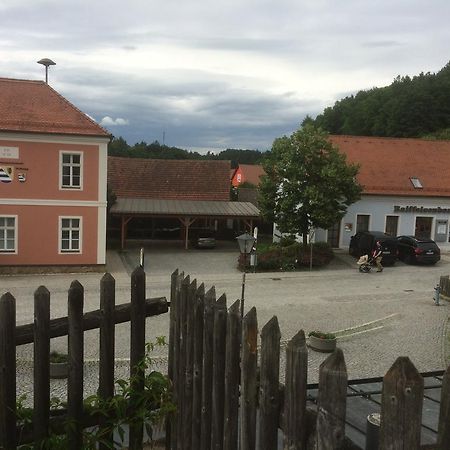Zur Krone Wolfsegg Eksteriør bilde